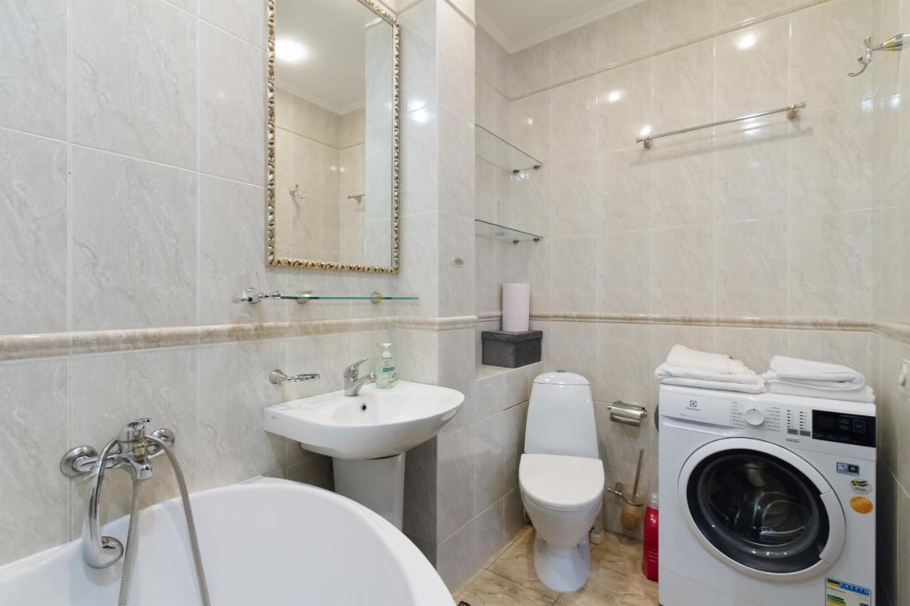 на вернадського Apartment *